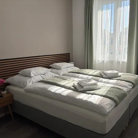 Platanhome 12 * لينتي
