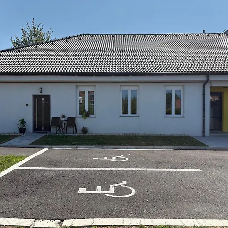 Διαμέρισμα Platanhome12 *